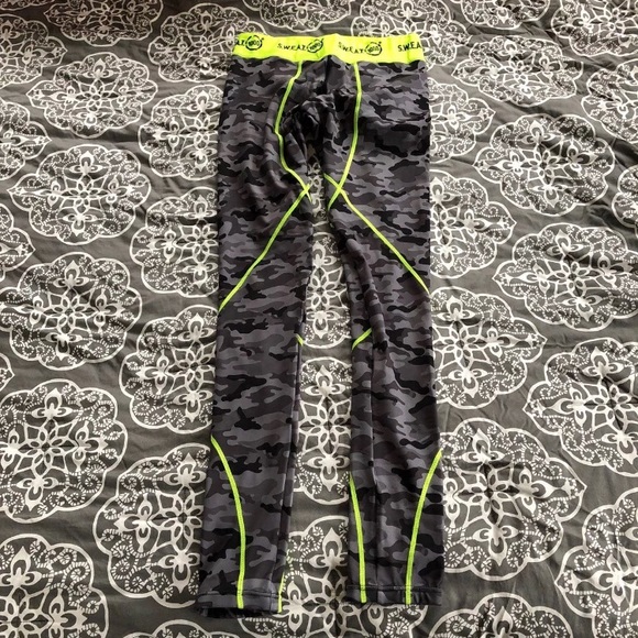 S.W.E.A.T. 1000 Compression Tights - Picture 1 of 3